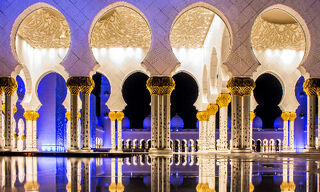 Sheikh zayed grand mosque center, abu dhabi (Image: Unsplash)