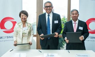 Left to Right, Foo Mee Har, Bahren Shaari, and Prof Freddy Boey,